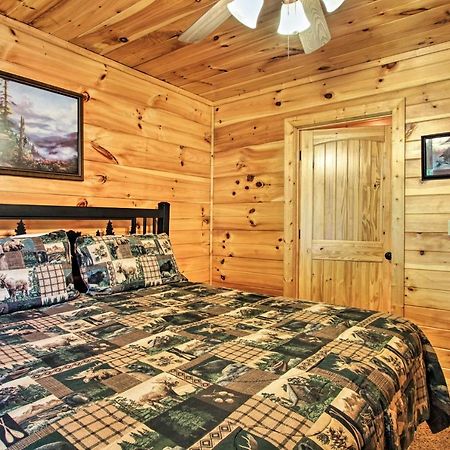 Expansive Gatlinburg Cabin Hot Tub, Deck And Grill! Εξωτερικό φωτογραφία
